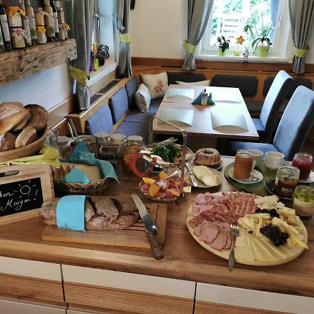 Farm stay Schusterbauer